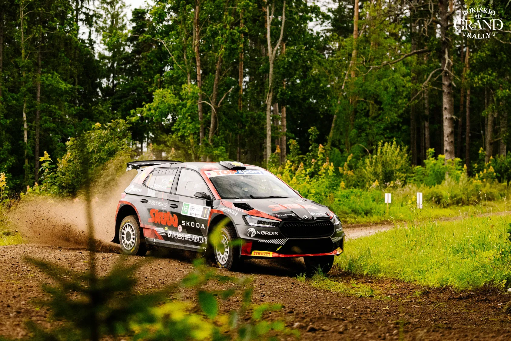 Kvalifikaciniame „Rokiškio Grand Rally“ greičio ruože niekas nepranoko Vaidoto Žalos