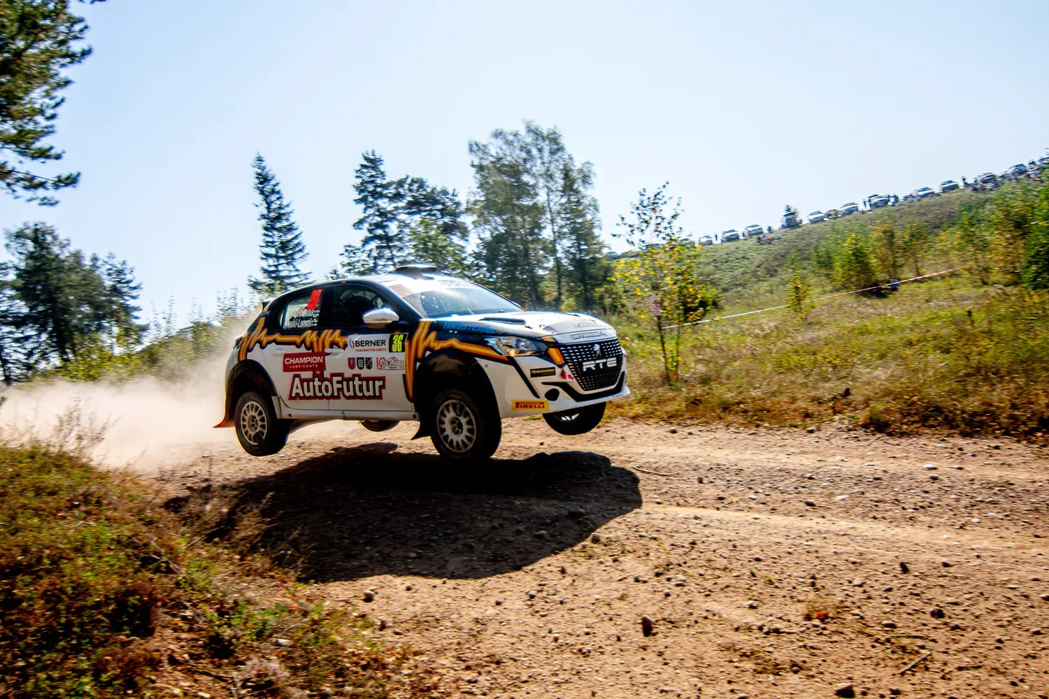 Ką apie „Rally4“ automobilius sako patyrę lenktynininkai bei technikai?