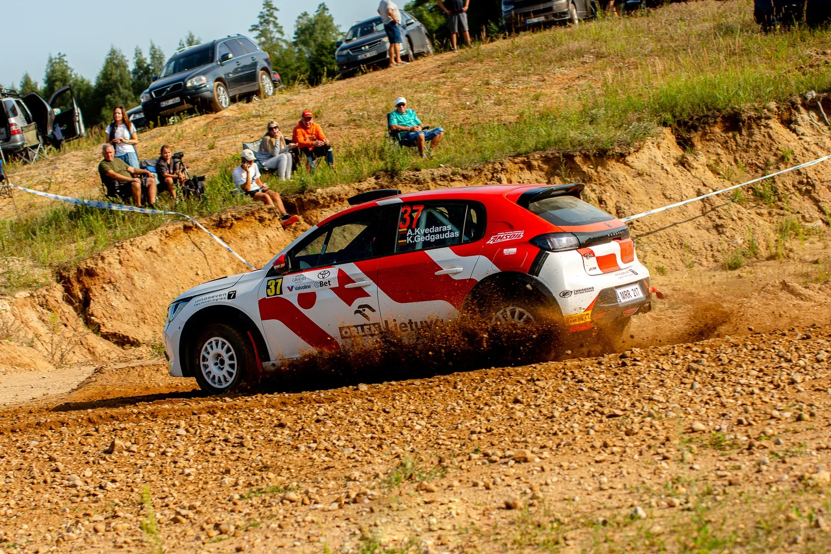 Prie „Lithuanian Rally4 Trophy“ jungiasi daugiausia patirties su Rally4 technika turintis septyniolikmetis Aras Kvedaras
